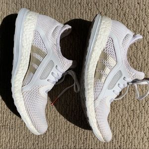 Adidas women’s pureboost x